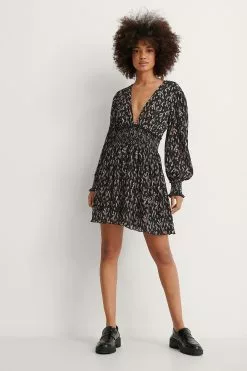 NA-KD Boho Structured Smock Waist Mini Dress -Party Dresses Sales nakd structured smock waist dress 1014 000783 0629 03c