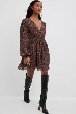 NA-KD Boho Structured Smock Waist Dress 24 NA-KD Boho Structured Smock Waist Dress -Party Dresses Sales nakd structured smock waist dress 1014 001443 0629 4672 1