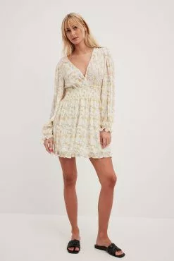 NA-KD Boho Structured Smock Waist Dress 18 NA-KD Boho Structured Smock Waist Dress -Party Dresses Sales nakd structured smock waist dress 1014 001443 5371 2127 01c 1