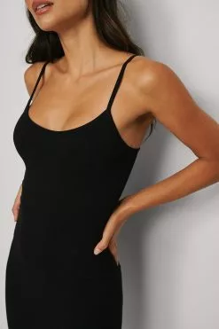 NA-KD Basic Thin Strap Fitted Mini Dress -Party Dresses Sales nakd thin strap fitted mini dress 1044 000215 0002 04g 01