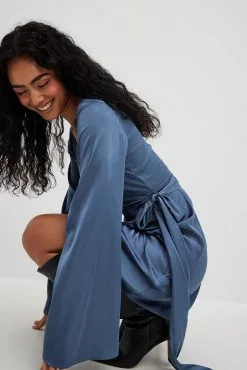 NA-KD Boho Tie Waist Flowy Mini Dress -Party Dresses Sales nakd tie waist flowy mini dress 1014 001492 0617 9481