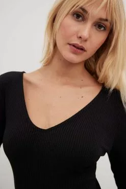 NA-KD Basic V-Neck Ribbed Midi Dress -Party Dresses Sales nakd v neck ribbed midi dress 1044 000280 0002 14979 1 2