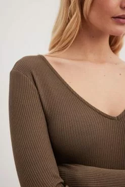 NA-KD Basic V-Neck Ribbed Midi Dress -Party Dresses Sales nakd v neck ribbed midi dress 1044 000280 0017 0633 5