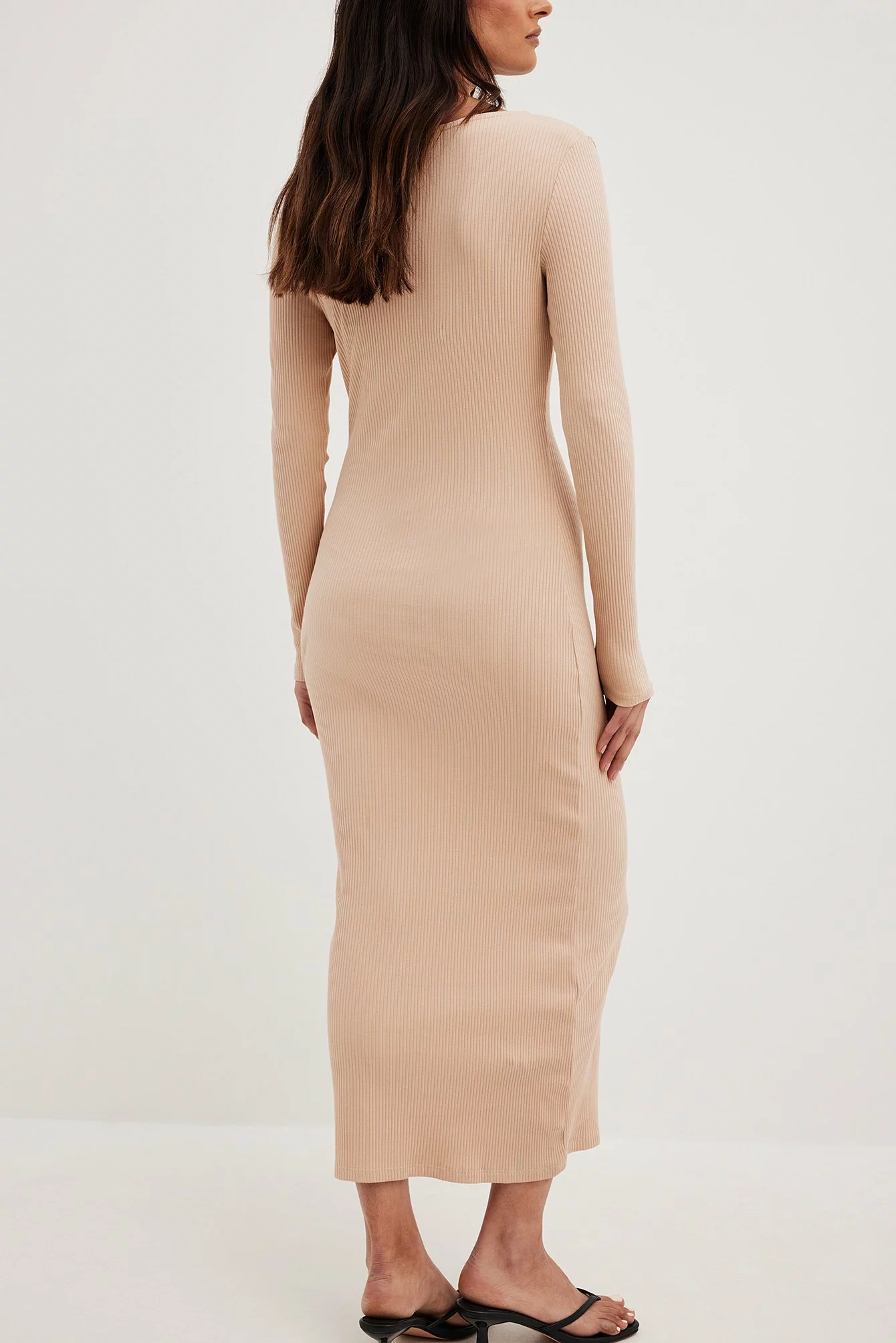 NA-KD Basic V-Neck Ribbed Midi Dress 36 NA-KD Basic V-Neck Ribbed Midi Dress - Image 36
