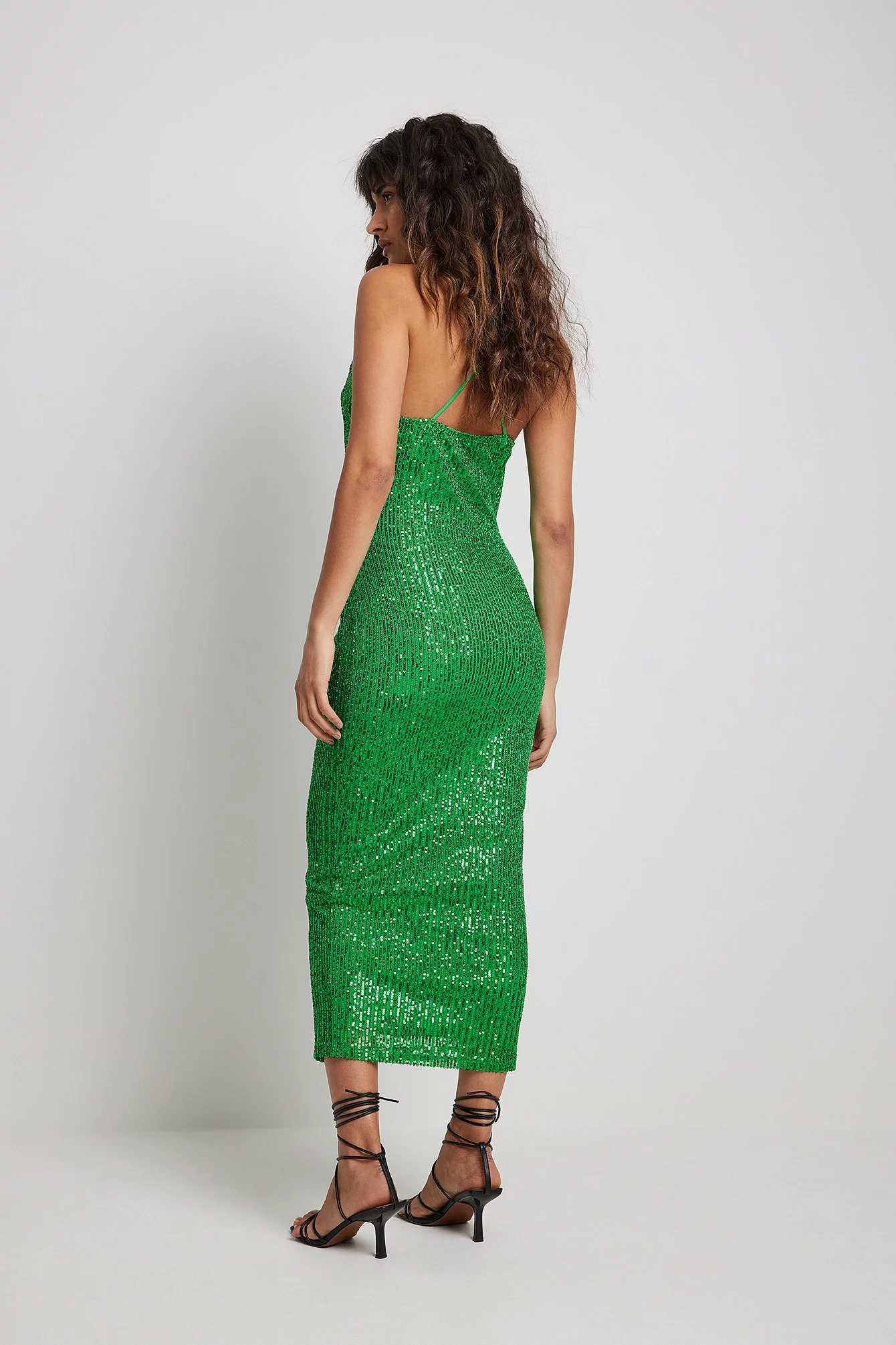 NA-KD Party Waterfall Sequin Midi Dress 8 NA-KD Party Waterfall Sequin Midi Dress - Image 8