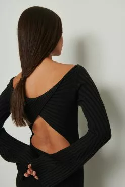 NA-KD Wrap Back Detailed Knitted Dress -Party Dresses Sales nakd wrap back detailed knitted dress 1100 005009 0002 04g 1