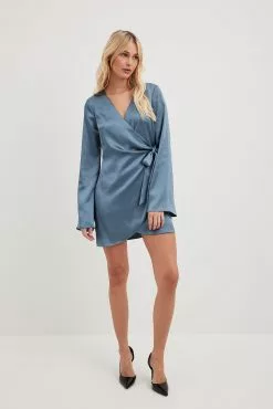 NA-KD Wrap Satin Dress 20 NA-KD Wrap Satin Dress -Party Dresses Sales nakd wrap satin detail dress 1100 006848 0003 0003