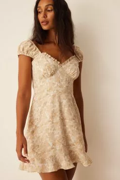 Pamela X NA-KD Reborn Recycled Ruched Sleeve Mini Dress -Party Dresses Sales recycled ruched sleeve mini dress 1659 000056 9834 02 1