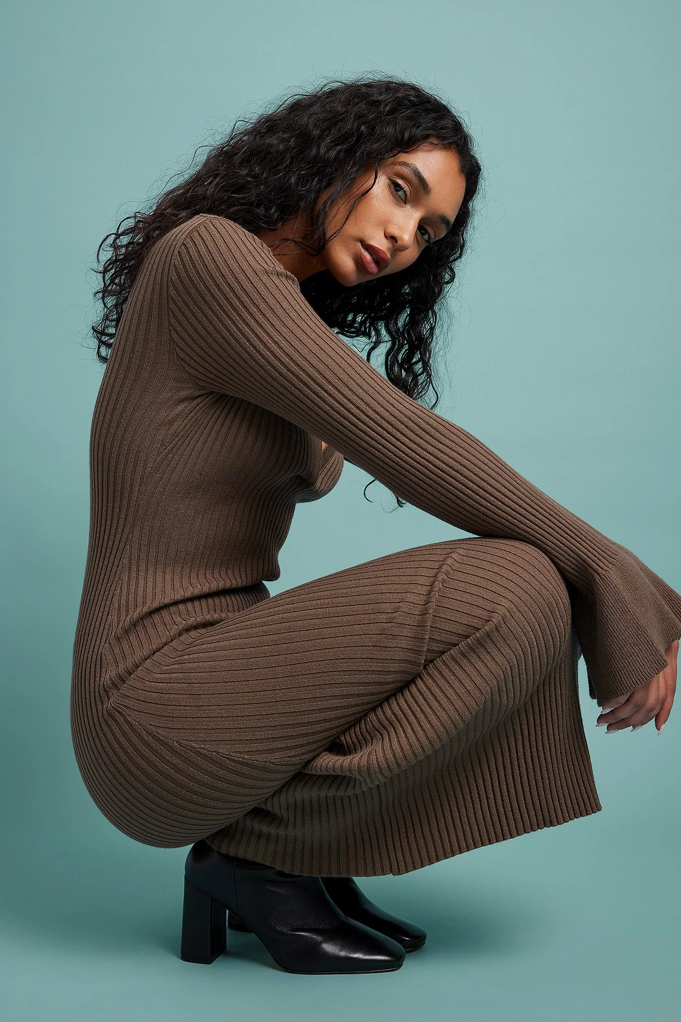 NA-KD Rib Knitted Trumpet Sleeve Dress 13 NA-KD Rib Knitted Trumpet Sleeve Dress - Image 13