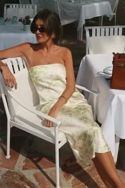 Juliesfi X NA-KD Satin Bandeau Midi Dress -Party Dresses Sales satin bandeau midi dress 1795 000031 9333 2 editorial