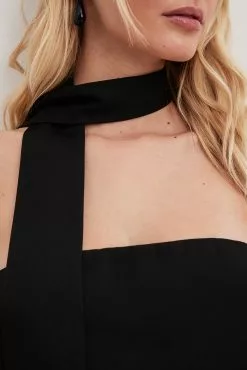 NA-KD Trend Scarf Detail Mini Dress 11 NA-KD Trend Scarf Detail Mini Dress -Party Dresses Sales scarf deatil mini dress 1018 010366 000231237 1