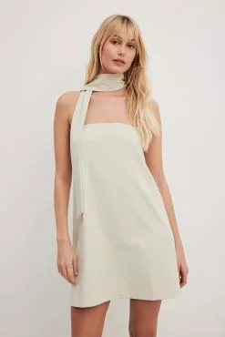 NA-KD Trend Scarf Detail Mini Dress -Party Dresses Sales scarf detail mini dress 1018 010366 002132005