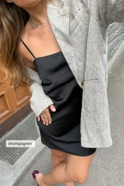 NA-KD Party Satin Slip Dress -Party Dresses Sales sirisjogren 1017 001829 0002 social