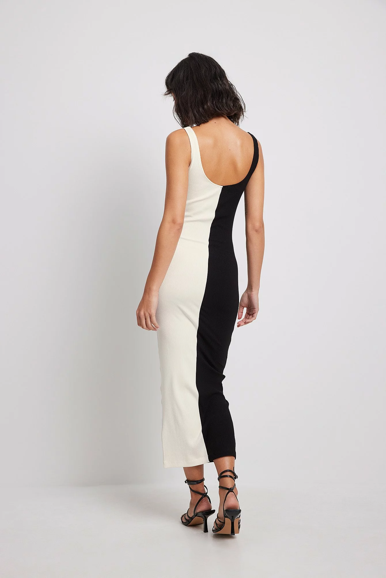 NA-KD Square Neck Color Block Midi Dress - Image 3