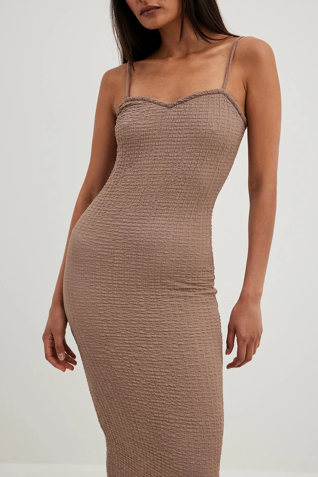 NA-KD Trend Structure Midi Strap Dress 3 NA-KD Trend Structure Midi Strap Dress - Image 3