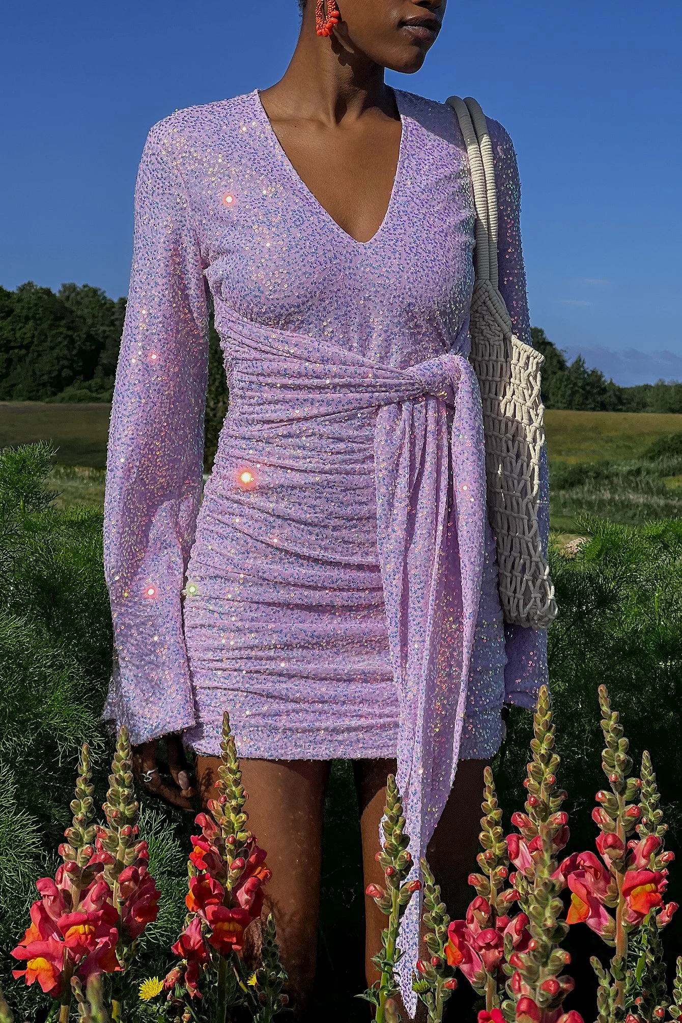 NA-KD Party Tie Detail Mini Dress 5 NA-KD Party Tie Detail Mini Dress - Image 5