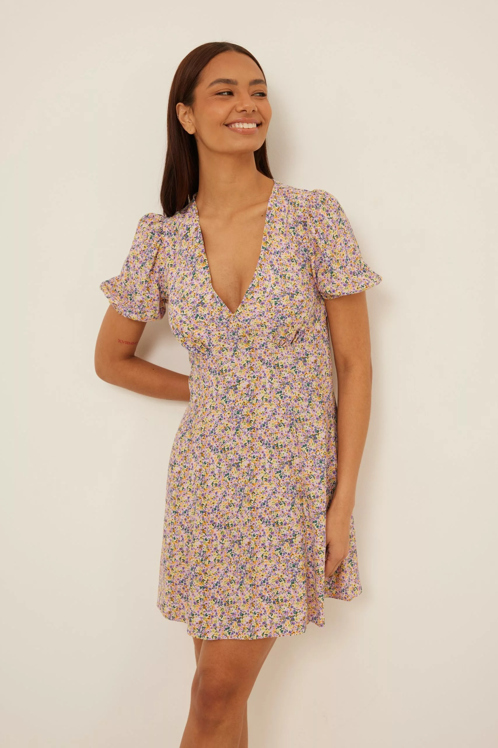 NA-KD Boho V-Neck Mini Dress 4 NA-KD Boho V-Neck Mini Dress - Image 4