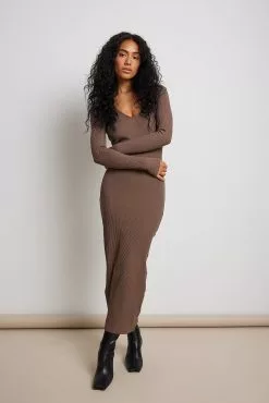 NA-KD Basic V-Neck Rib Long Sleeved Midi Dress -Party Dresses Sales v neck rib long sleeved midi dress 1044 000241 001724662 1