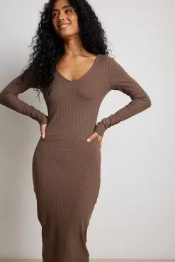 NA-KD Basic V-Neck Rib Long Sleeved Midi Dress -Party Dresses Sales v neck rib long sleeved midi dress 1044 000241 001724678