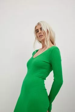 NA-KD Basic V-Neck Ribbed Midi Dress -Party Dresses Sales v neck ribbed midi dress 1044 000280 00107887 5